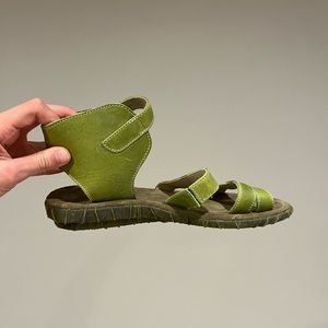 El Naturalista Sandals
